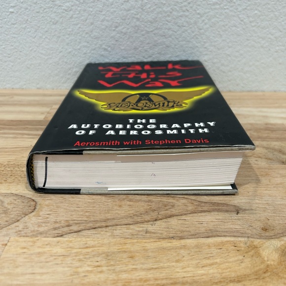 Walk This Way Autobiography Of Aerosmith Hardcover 1st Ed 1st Print 1997 Avon - Picture 4 of 10
